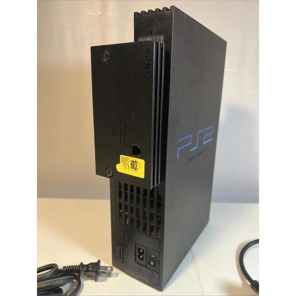 Sony PlayStation2 SCPH-30000 Console 2 Controller, Wires, Memory Card, Multi Tap